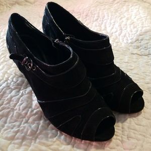 VanEli Peep toe Heel Shoe Boots Size 8.5 W